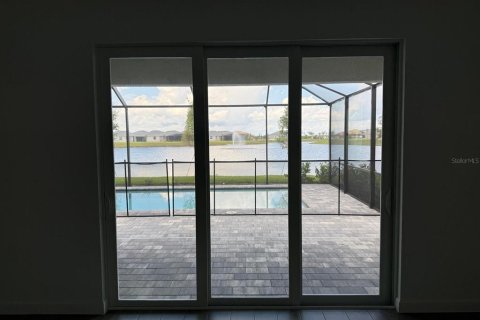 Villa ou maison à louer à Port Charlotte, Floride: 4 chambres, 186.36 m2 № 2150497 - photo 3