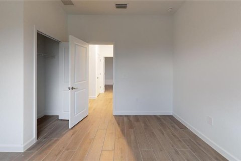 Villa ou maison à louer à Port Charlotte, Floride: 4 chambres, 186.36 m2 № 2150497 - photo 17