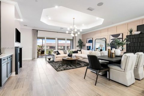 House in Naples, Florida 3 bedrooms № 2402342 - photo 8