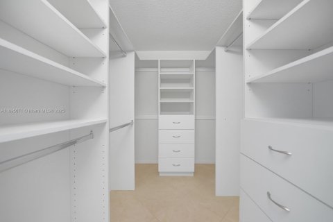 Купить кондоминиум в Дирфилд-Бич, Флорида 2 спальни, 92.9м2, № 1954491 - фото 25