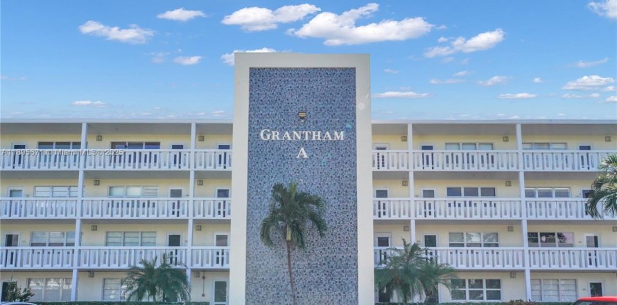 Кондоминиум с 2 спальнями в Дирфилд-Бич, Флорида № 1954491