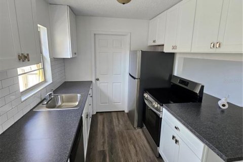 Casa en venta en Saint Pete Beach, Florida, 4 dormitorios, 120.77 m2 № 1915507 - foto 14
