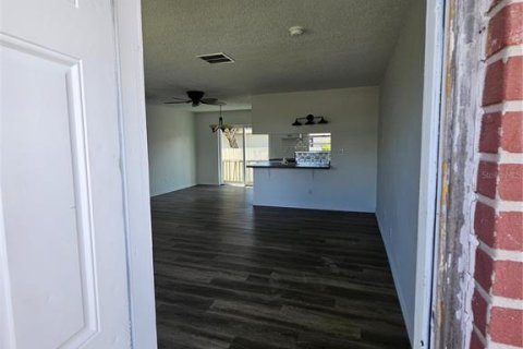 Casa en venta en Saint Pete Beach, Florida, 4 dormitorios, 120.77 m2 № 1915507 - foto 6
