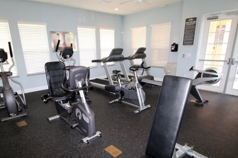 Townhouse in Clermont, Florida 3 bedrooms, 140.47 sq.m. № 2143326 - photo 21