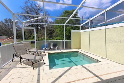 Townhouse in Clermont, Florida 3 bedrooms, 140.47 sq.m. № 2143326 - photo 15