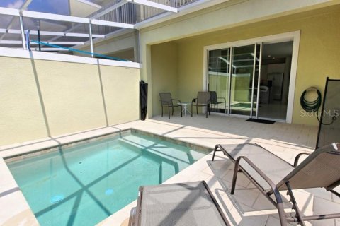 Townhouse in Clermont, Florida 3 bedrooms, 140.47 sq.m. № 2143326 - photo 16