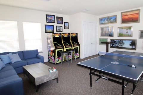 Townhouse in Clermont, Florida 3 bedrooms, 140.47 sq.m. № 2143326 - photo 23