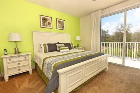 Townhouse in Clermont, Florida 3 bedrooms, 140.47 sq.m. № 2143326 - photo 8