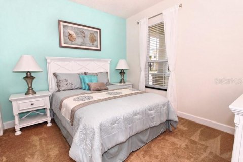 Townhouse in Clermont, Florida 3 bedrooms, 140.47 sq.m. № 2143326 - photo 14
