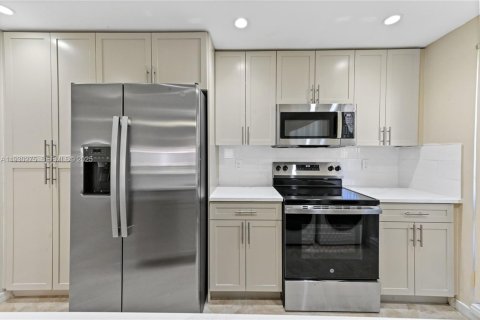 Copropriété à louer à Palm Beach Gardens, Floride: 2 chambres, 126.9 m2 № 1989097 - photo 10