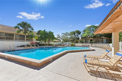 Copropriété à louer à Palm Beach Gardens, Floride: 2 chambres, 126.9 m2 № 1989097 - photo 14