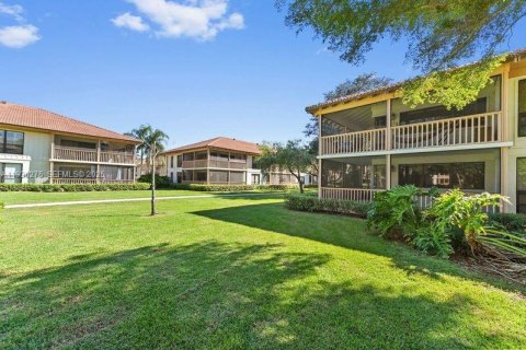 Copropriété à louer à Palm Beach Gardens, Floride: 2 chambres, 126.9 m2 № 1989097 - photo 3