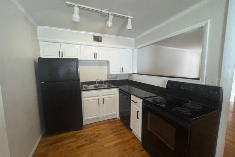 Apartamento en alquiler en Orlando, Florida, 2 dormitorios, 88.26 m2 № 1910554 - foto 9