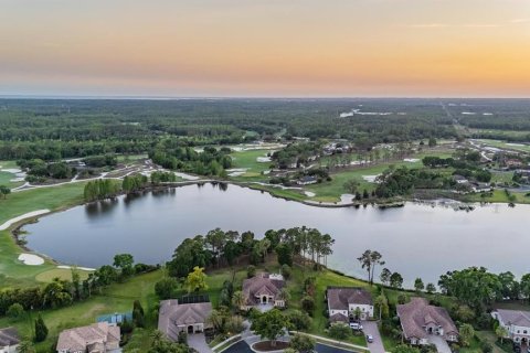 Villa ou maison à vendre à Tampa, Floride: 5 chambres, 398.27 m2 № 2095148 - photo 9