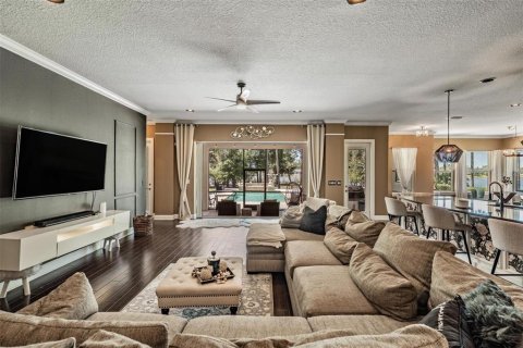 Villa ou maison à vendre à Tampa, Floride: 5 chambres, 398.27 m2 № 2095148 - photo 16