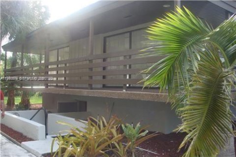 Copropriété à louer à Miami, Floride: 2 chambres, 88.72 m2 № 2007061 - photo 16