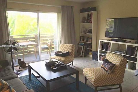 Copropriété à louer à Miami, Floride: 2 chambres, 88.72 m2 № 2007061 - photo 2