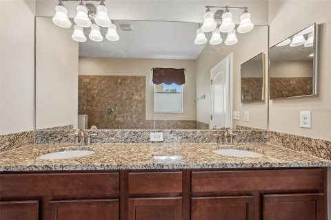 Casa en venta en Ruskin, Florida, 4 dormitorios, 213.02 m2 № 2199610 - foto 19