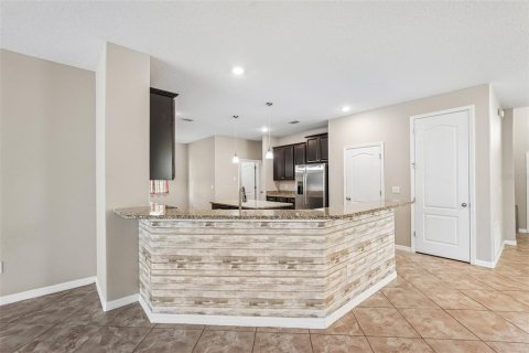 Casa en venta en Ruskin, Florida, 4 dormitorios, 213.02 m2 № 2199610 - foto 9