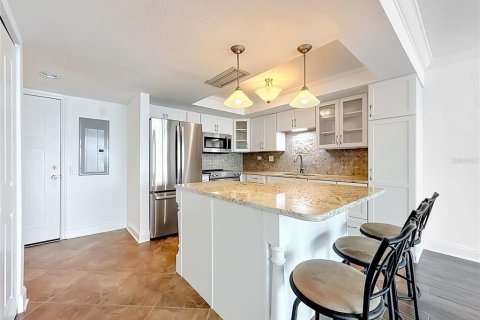 Copropriété à vendre à Treasure Island, Floride: 1 chambre, 82.22 m2 № 2151216 - photo 22