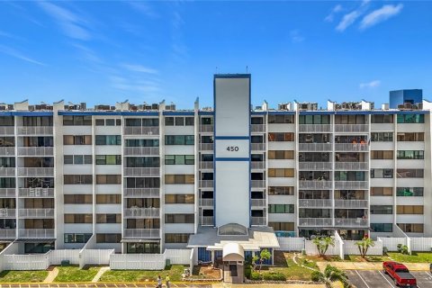 Copropriété à vendre à Treasure Island, Floride: 1 chambre, 82.22 m2 № 2151216 - photo 7