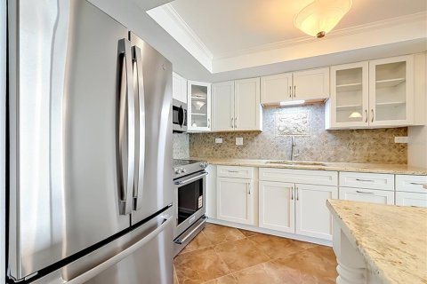 Copropriété à vendre à Treasure Island, Floride: 1 chambre, 82.22 m2 № 2151216 - photo 17