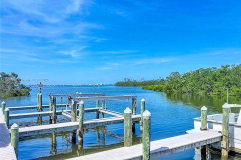 Immobilier commercial à vendre à Bradenton, Floride № 2013576 - photo 3