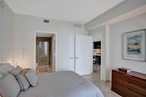 Condominio en alquiler en Miami, Florida, 2 dormitorios, 115.57 m2 № 1922188 - foto 13