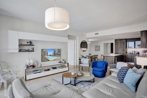 Condominio en alquiler en Miami, Florida, 2 dormitorios, 115.57 m2 № 1922188 - foto 7