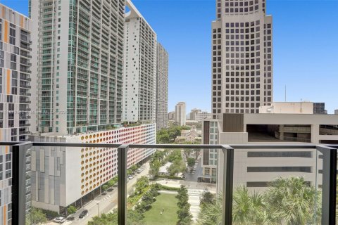 Condominio en alquiler en Miami, Florida, 2 dormitorios, 115.57 m2 № 1922188 - foto 17