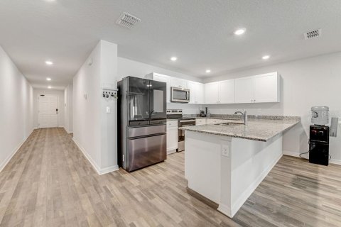 Villa ou maison à vendre à Palm Coast, Floride: 4 chambres, 154.68 m2 № 2401017 - photo 11