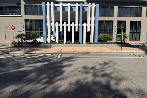 Copropriété à louer à Doral, Floride: 39.95 m2 № 1947979 - photo 2