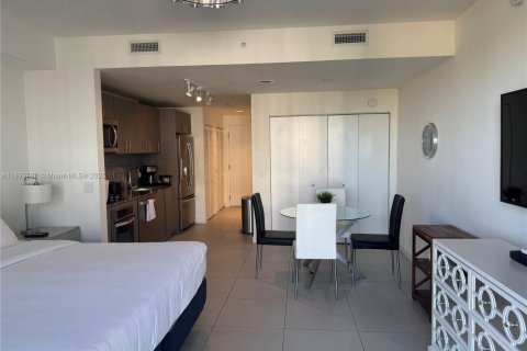 Copropriété à louer à Doral, Floride: 39.95 m2 № 1947979 - photo 13