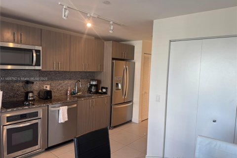 Copropriété à louer à Doral, Floride: 39.95 m2 № 1947979 - photo 10