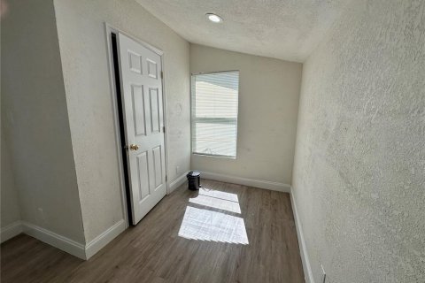 Villa ou maison à vendre à Leesburg, Floride: 3 chambres, 166.2 m2 № 2432606 - photo 11