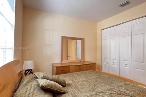 Condominio en alquiler en St. Lucie, Florida, 3 dormitorios, 137.68 m2 № 1955040 - foto 13