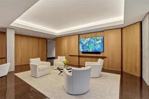 Condominio en venta en Saint Petersburg, Florida, 3 dormitorios, 399.48 m2 № 2116878 - foto 17