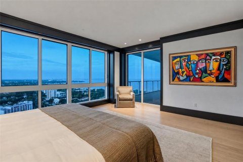 Condominio en venta en Saint Petersburg, Florida, 3 dormitorios, 399.48 m2 № 2116878 - foto 20