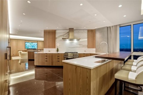 Condominio en venta en Saint Petersburg, Florida, 3 dormitorios, 399.48 m2 № 2116878 - foto 9