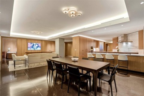 Condominio en venta en Saint Petersburg, Florida, 3 dormitorios, 399.48 m2 № 2116878 - foto 10