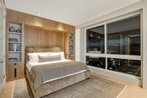 Condominio en venta en Saint Petersburg, Florida, 3 dormitorios, 399.48 m2 № 2116878 - foto 25