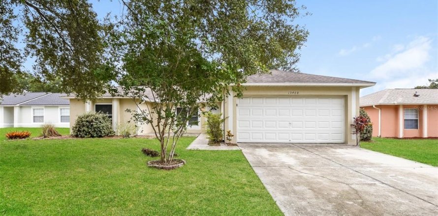 Villa ou maison à Clermont, Floride 3 chambres, 149.57 m2 № 1786674