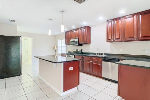 Casa en venta en Land O' Lakes, Florida, 4 dormitorios, 187.2 m2 № 1522608 - foto 17