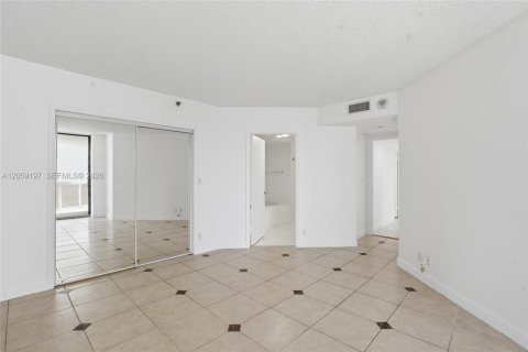 Copropriété à vendre à Aventura, Floride: 3 chambres, 181.16 m2 № 2264203 - photo 12