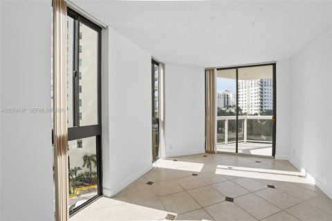 Copropriété à vendre à Aventura, Floride: 3 chambres, 181.16 m2 № 2264203 - photo 17