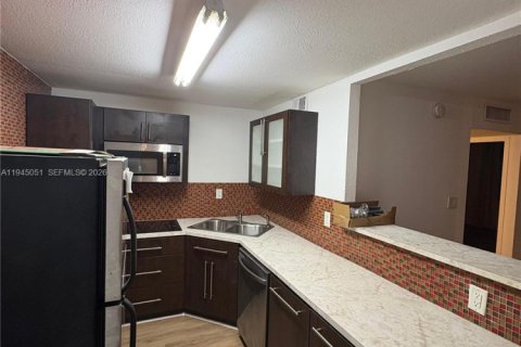Condo à North Miami, Floride, 1 chambre  № 2001241