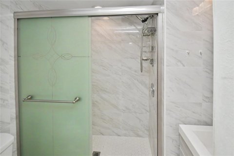 Купить кондоминиум в Сарасота, Флорида 4 комнаты, 104.52м2, № 2230541 - фото 20