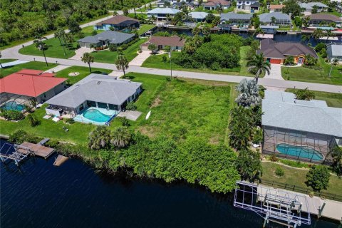 Terreno en venta en Port Charlotte, Florida № 1917508 - foto 8