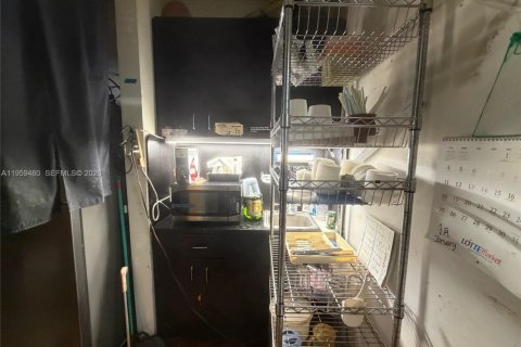 Купить коммерческую недвижимость в Хомстед, Флорида № 2023830 - фото 19