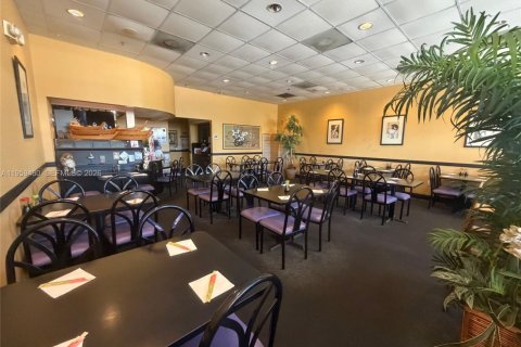 Купить коммерческую недвижимость в Хомстед, Флорида № 2023830 - фото 6